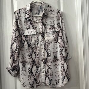 Snakeskin polyester button up women’s western shirt